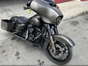  Salvage Harley-Davidson Flhxse
