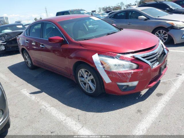  Salvage Nissan Altima