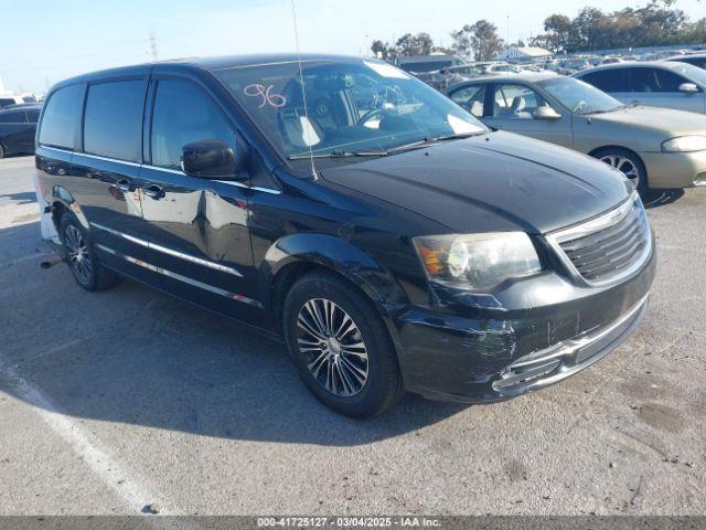  Salvage Chrysler Town & Country