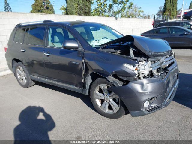  Salvage Toyota Highlander