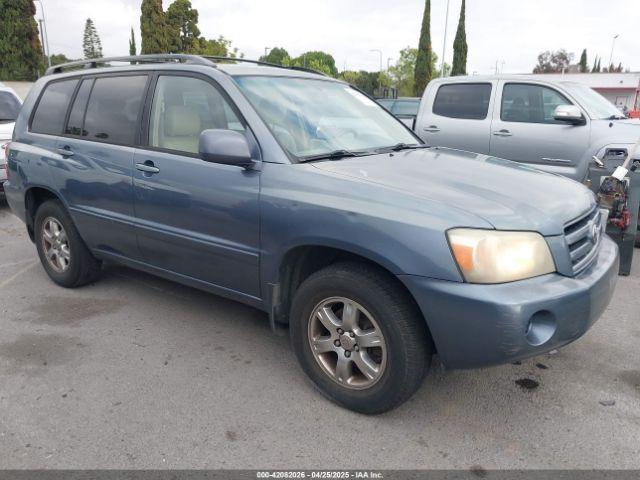  Salvage Toyota Highlander