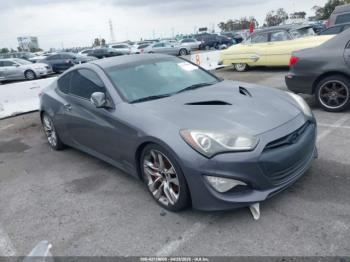  Salvage Hyundai Genesis