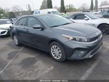  Salvage Kia Forte