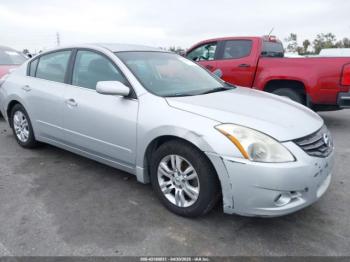  Salvage Nissan Altima