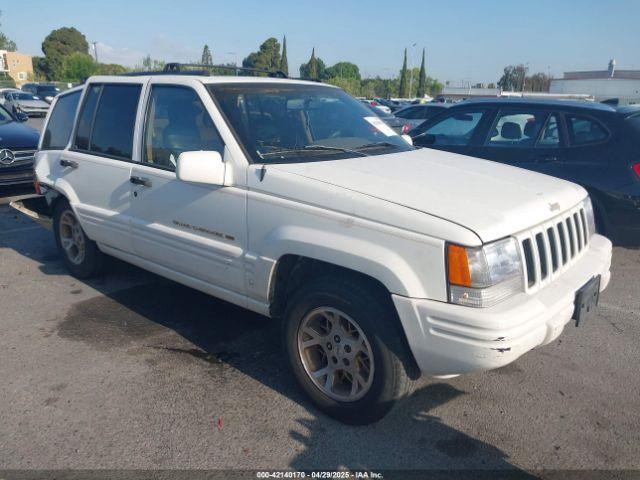  Salvage Jeep Grand Cherokee