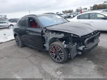  Salvage Maserati Grecale