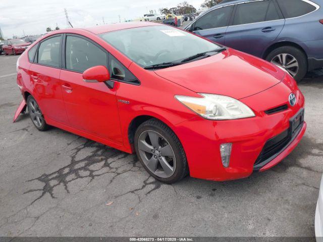  Salvage Toyota Prius