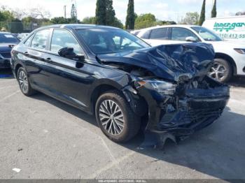  Salvage Volkswagen Jetta