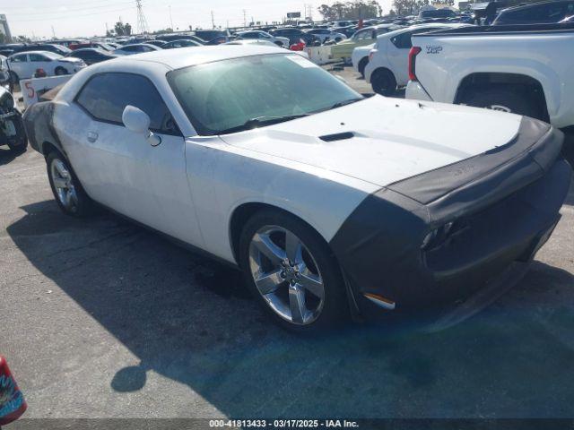  Salvage Dodge Challenger