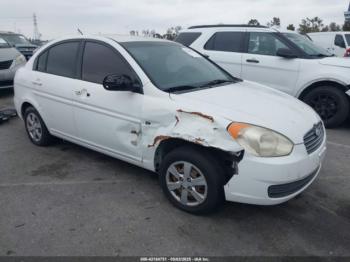 Salvage Hyundai ACCENT