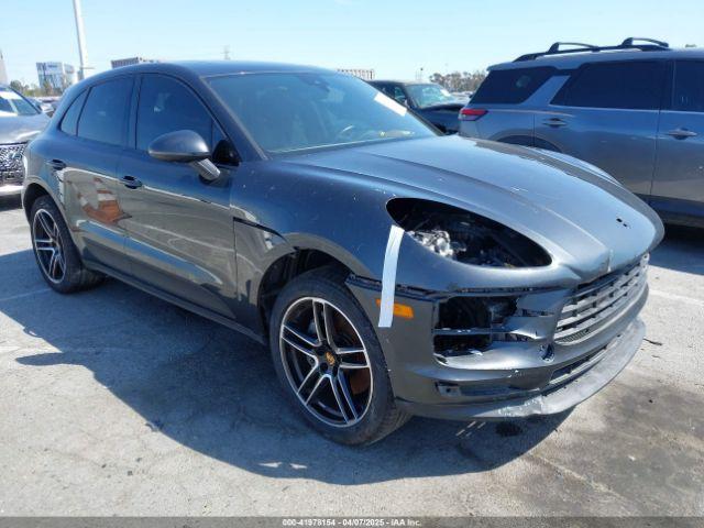  Salvage Porsche Macan