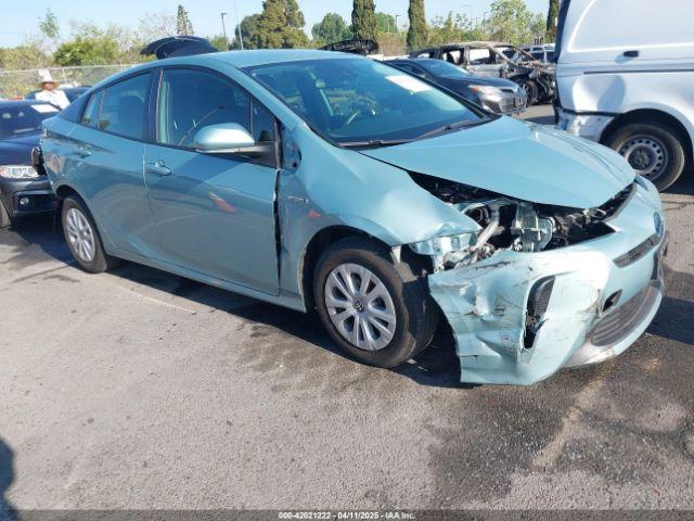  Salvage Toyota Prius