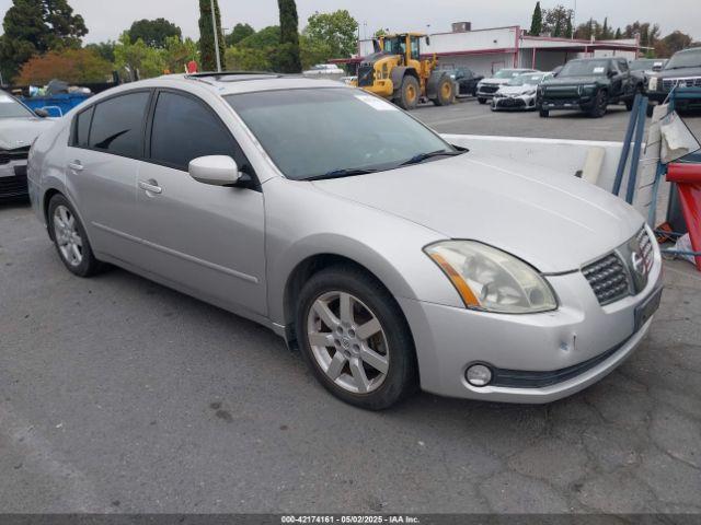  Salvage Nissan Maxima