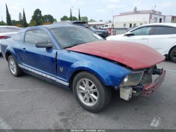  Salvage Ford Mustang