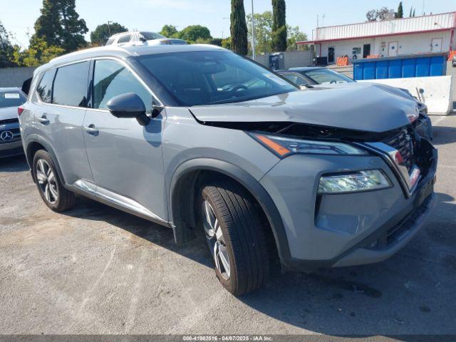  Salvage Nissan Rogue