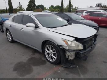  Salvage Nissan Maxima
