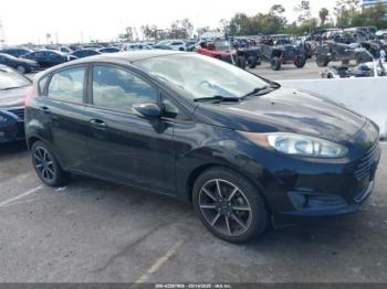  Salvage Ford Fiesta