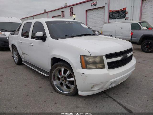  Salvage Chevrolet Avalanche 1500