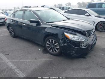  Salvage Nissan Altima