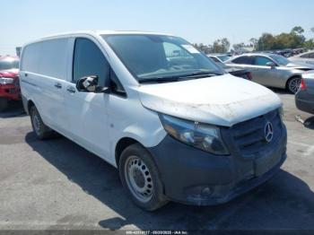  Salvage Mercedes-Benz Metris