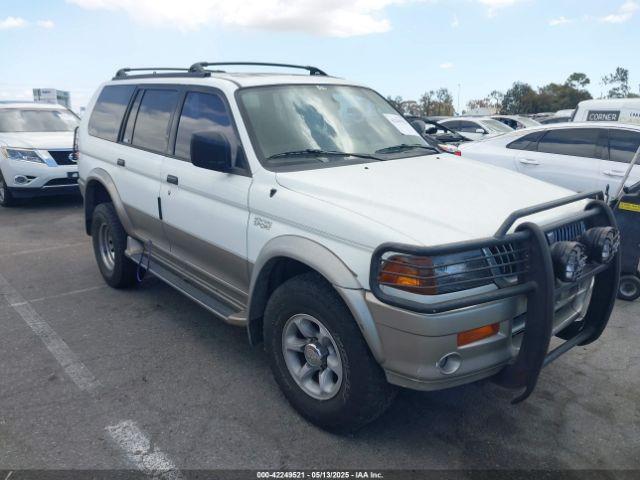  Salvage Mitsubishi Montero Sport
