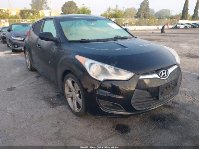  Salvage Hyundai VELOSTER