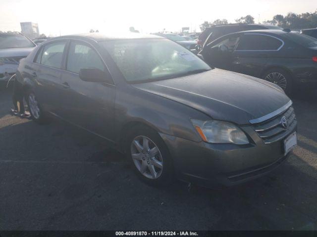  Salvage Toyota Avalon
