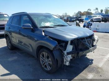  Salvage Kia Seltos