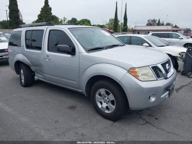  Salvage Nissan Pathfinder
