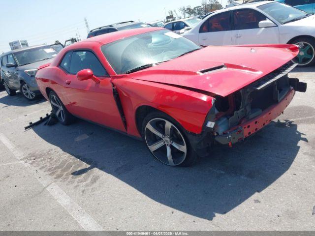  Salvage Dodge Challenger