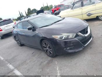  Salvage Nissan Maxima