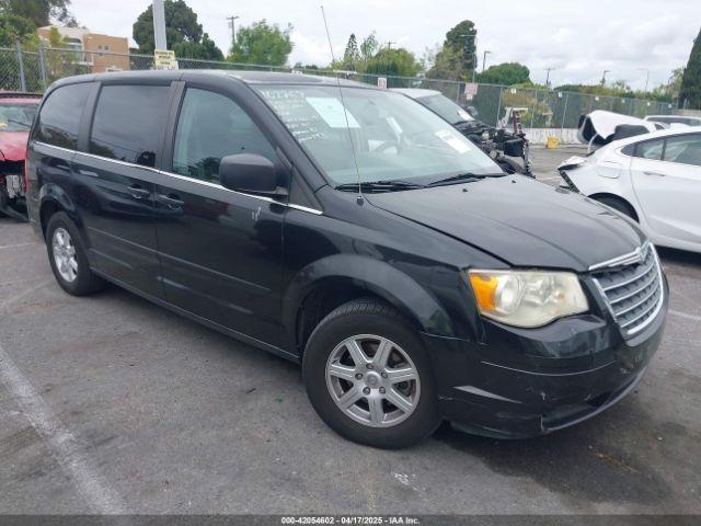  Salvage Chrysler Town & Country