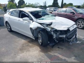 Salvage Ford Fusion