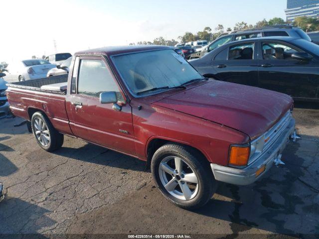  Salvage Toyota Pickup