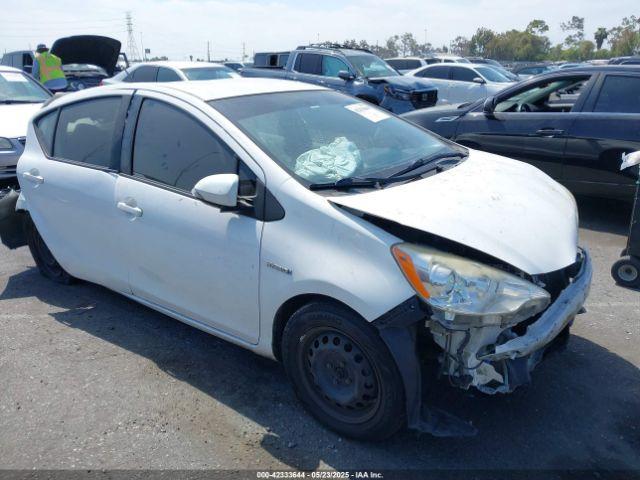  Salvage Toyota Prius c