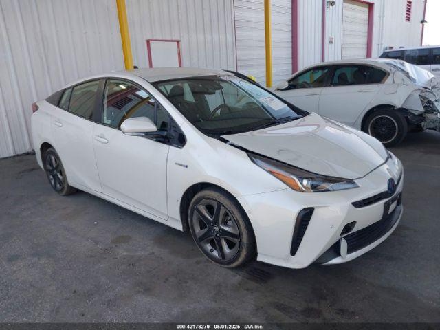  Salvage Toyota Prius