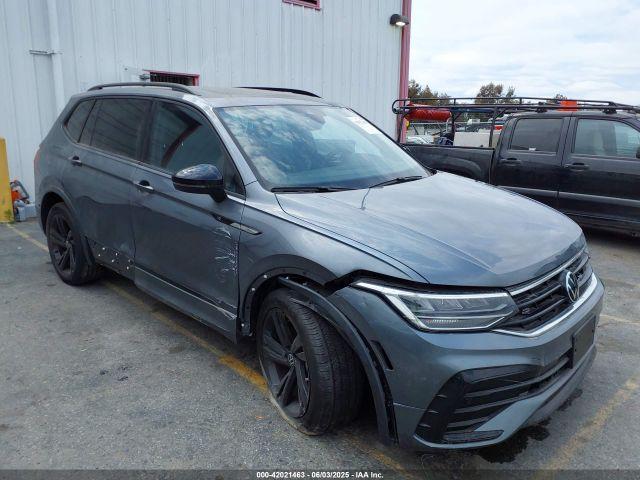  Salvage Volkswagen Tiguan