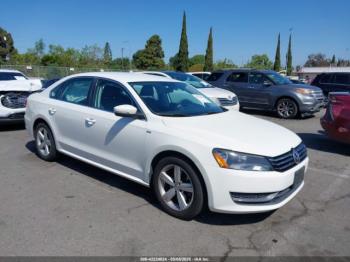  Salvage Volkswagen Passat