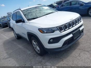  Salvage Jeep Compass