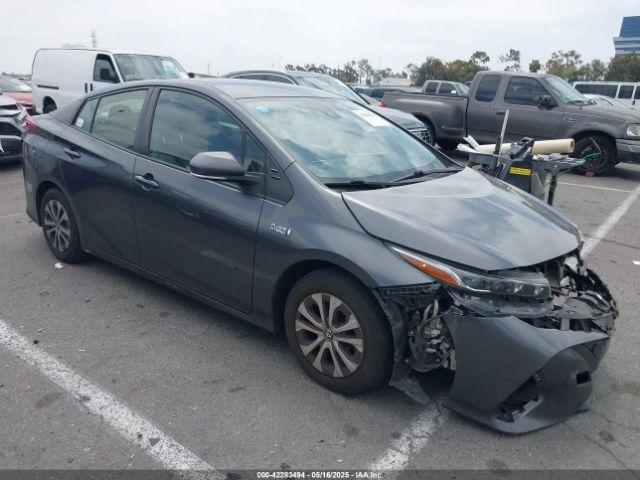 Salvage Toyota Prius Prime