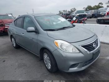  Salvage Nissan Versa
