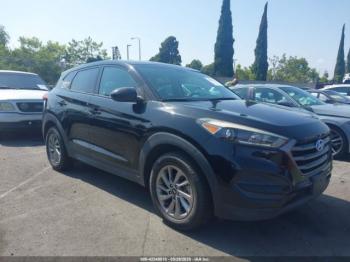  Salvage Hyundai TUCSON