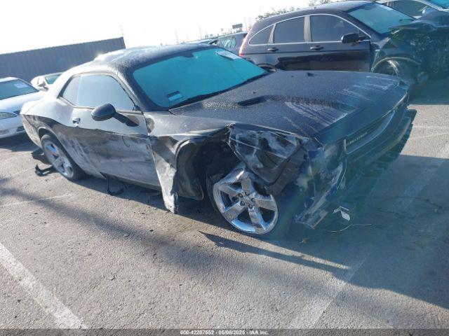  Salvage Dodge Challenger