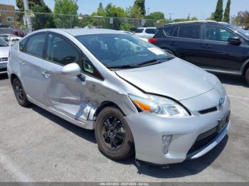 Salvage Toyota Prius