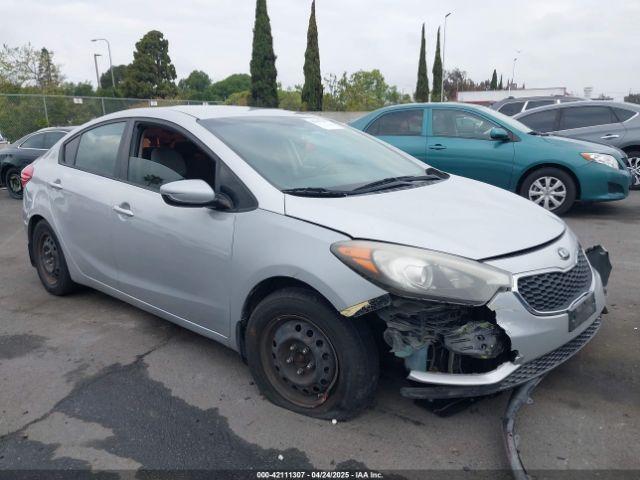  Salvage Kia Forte
