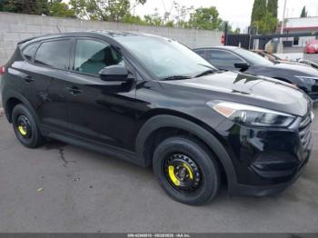  Salvage Hyundai TUCSON