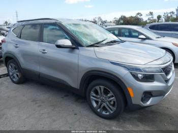  Salvage Kia Seltos