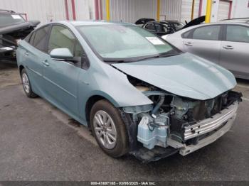  Salvage Toyota Prius