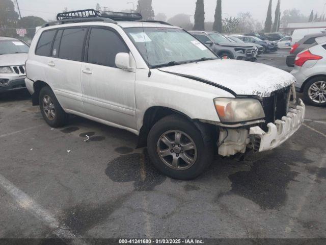  Salvage Toyota Highlander