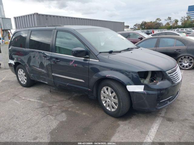  Salvage Chrysler Town & Country